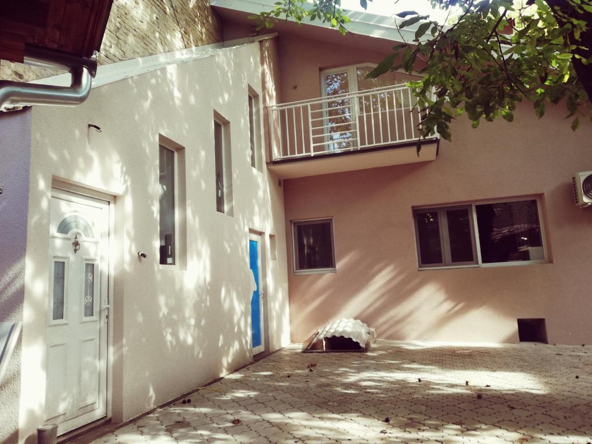 Apartman Park Subotica Luaran gambar